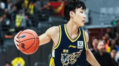 18岁门将马林今夏加盟巴黎，自由身转会锁定5年合约